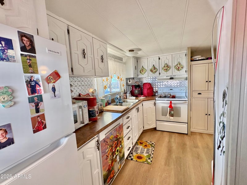 10540 Apache Trl #169, Apache Junction, AZ 85120