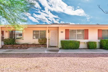 10541 Coggins Dr, Sun City, AZ 85351