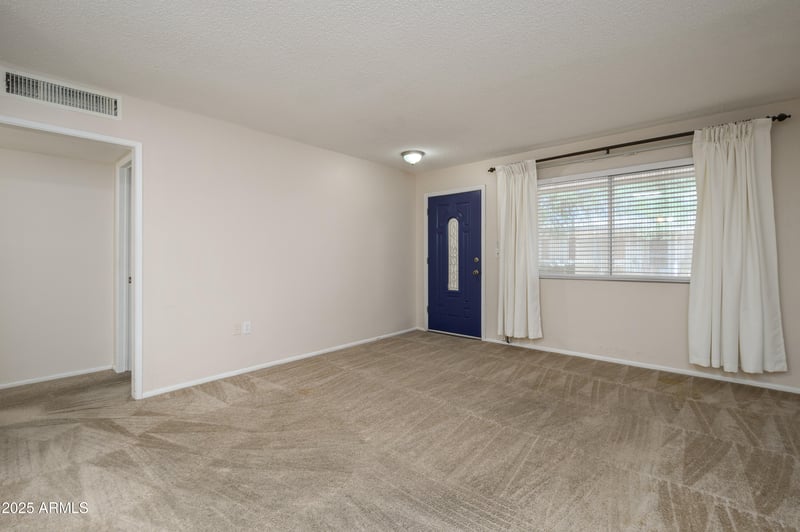 10541 Coggins Dr, Sun City, AZ 85351