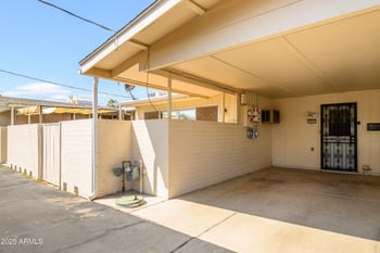 10541 Coggins Dr, Sun City, AZ 85351