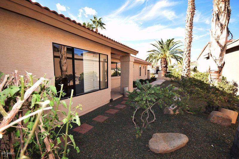 10541 E Elmhurst Dr, Sun Lakes, AZ 85248