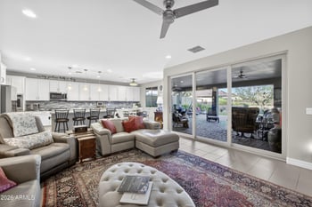 10541 Thunderbolt Ave, Mesa, AZ 85212