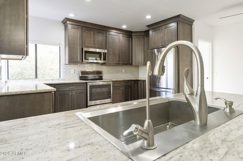 10542 E Bellflower Dr, Sun Lakes, AZ 85248