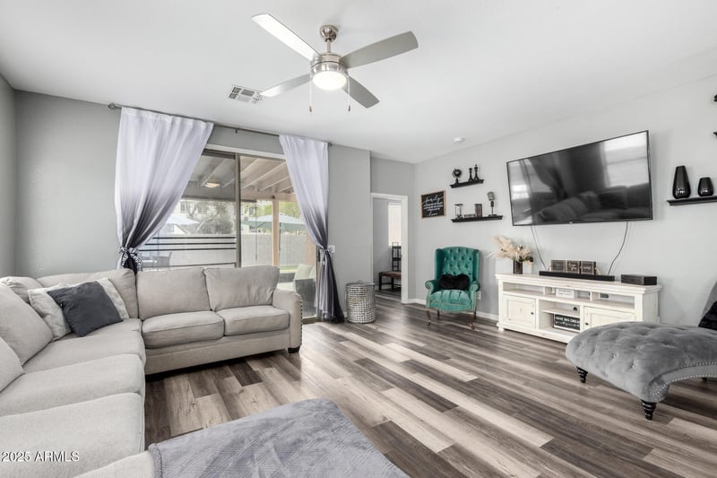 10543 Flossmoor Ave, Mesa, AZ 85208