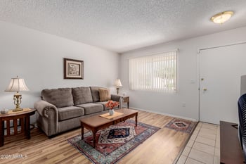 10544 Coggins Dr, Sun City, AZ 85351