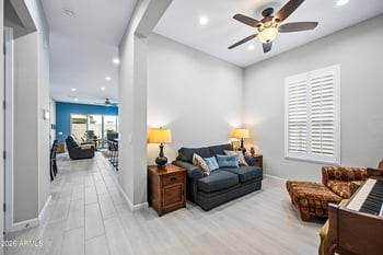 10544 Harmony Ln, Peoria, AZ 85382