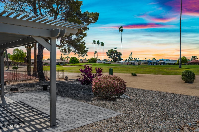 10544 Prairie Hills Cir, Sun City, AZ 85351
