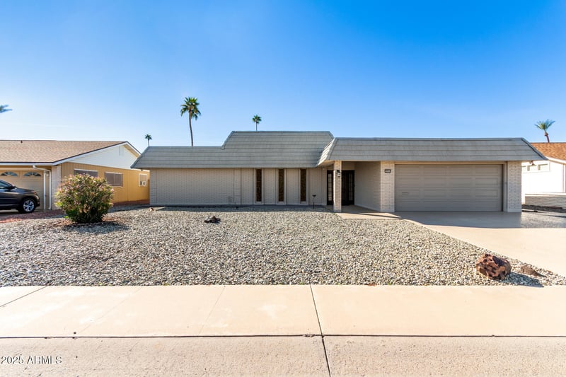 10544 Prairie Hills Cir, Sun City, AZ 85351