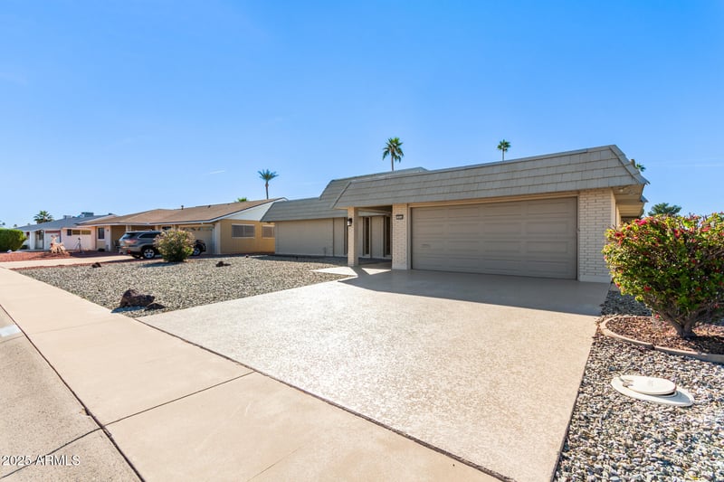 10544 Prairie Hills Cir, Sun City, AZ 85351