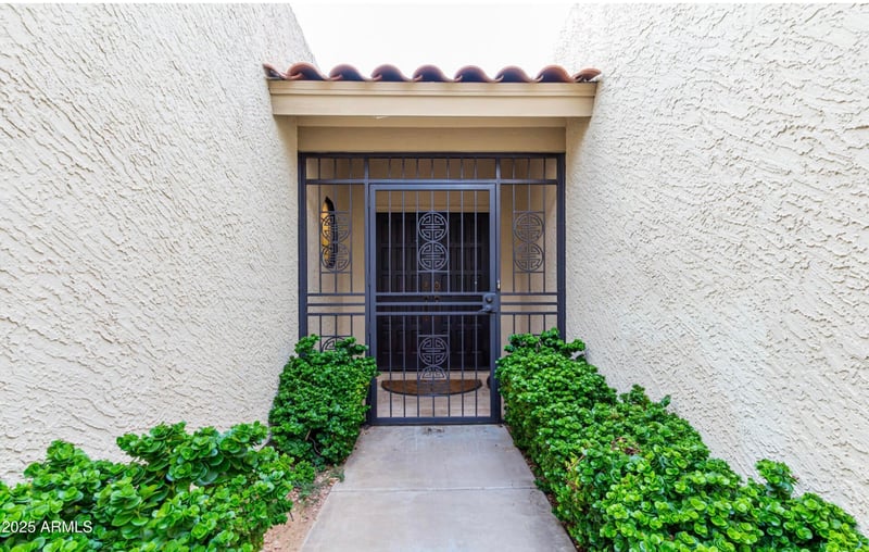 10546 Topaz Cir, Scottsdale, AZ 85258