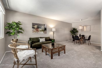 10547 Coggins Dr, Sun City, AZ 85351