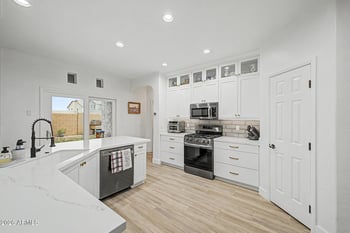 10547 W Desert Star Ln, Peoria, AZ 85382