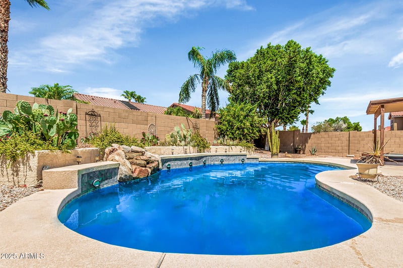 10548 Balmoral Ave, Mesa, AZ 85208
