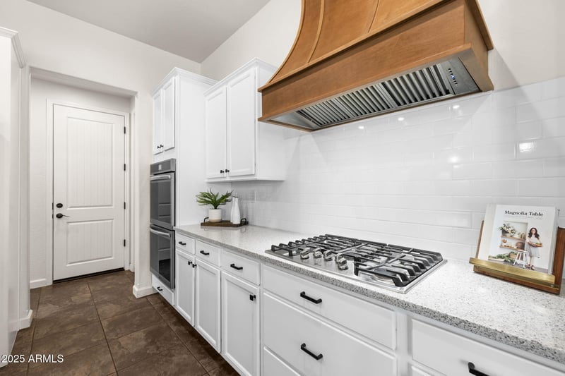 10548 Kinetic Dr, Mesa, AZ 85212