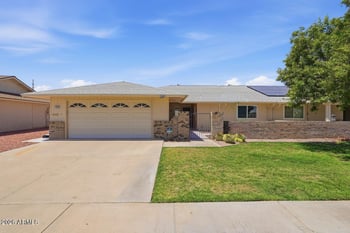 10548 Campana Dr, Sun City, AZ 85351