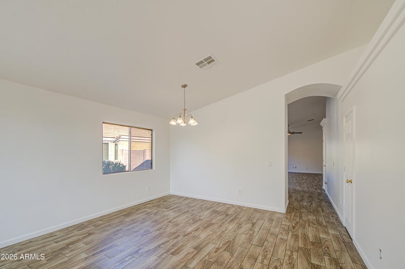 10549 W Magnolia St, Tolleson, AZ 85353