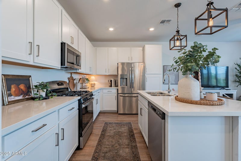 1055 Diamondback Dr, Chandler, AZ 85286