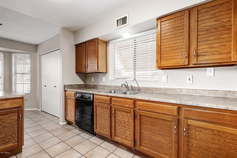 1055 N Recker Rd #1247, Mesa, AZ 85205