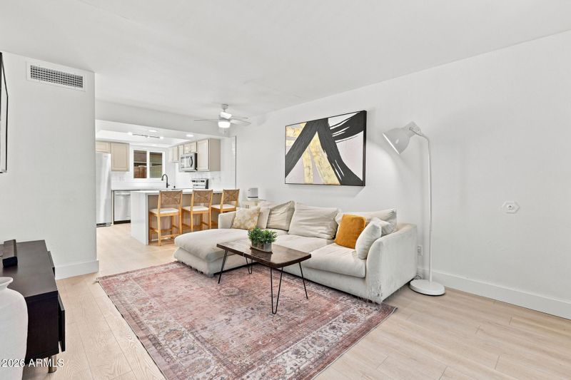 1055 W 5th St #10, Tempe, AZ 85281
