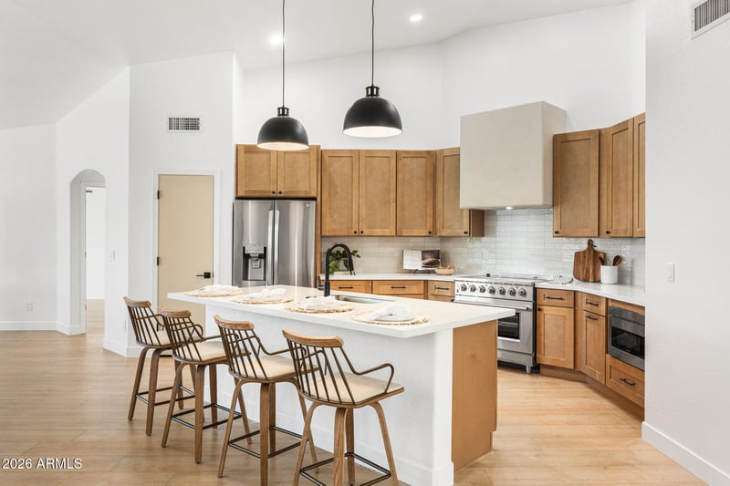 10553 E Dolphin Ave, Mesa, AZ 85208