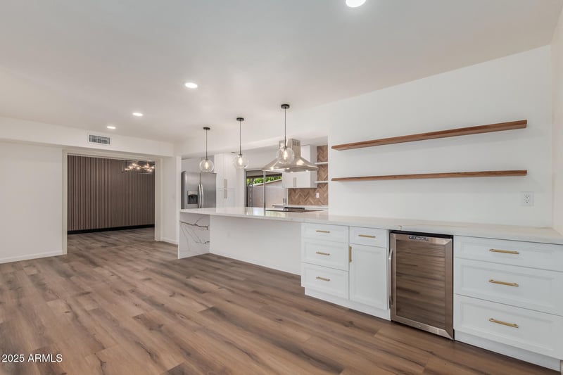 10554 Granada Dr, Sun City, AZ 85373