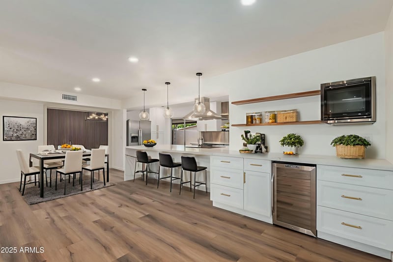 10554 Granada Dr, Sun City, AZ 85373