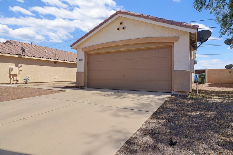 10557 W Pasadena Ave, Glendale, AZ 85307