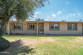 10559 Coggins Dr, Sun City, AZ 85351