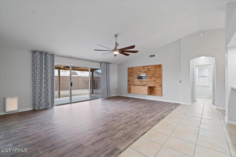 1056 Ananea Cir, Mesa, AZ 85208