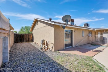 1056 Hackamore St, Mesa, AZ 85201