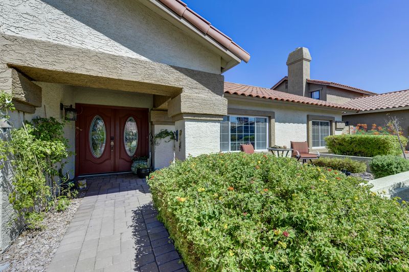 10560 E Mission Ln, Scottsdale, AZ 85258