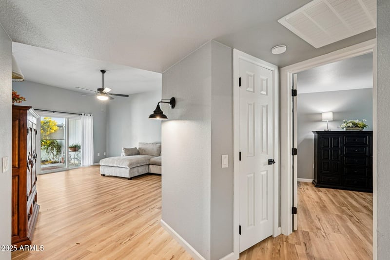 10560 Palmeras Dr, Sun City, AZ 85373