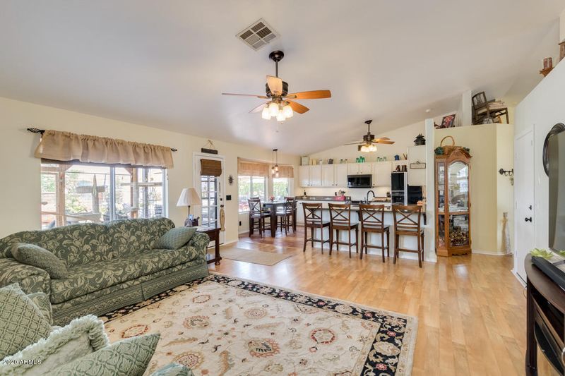 10562 E Carol Ave, Mesa, AZ 85208