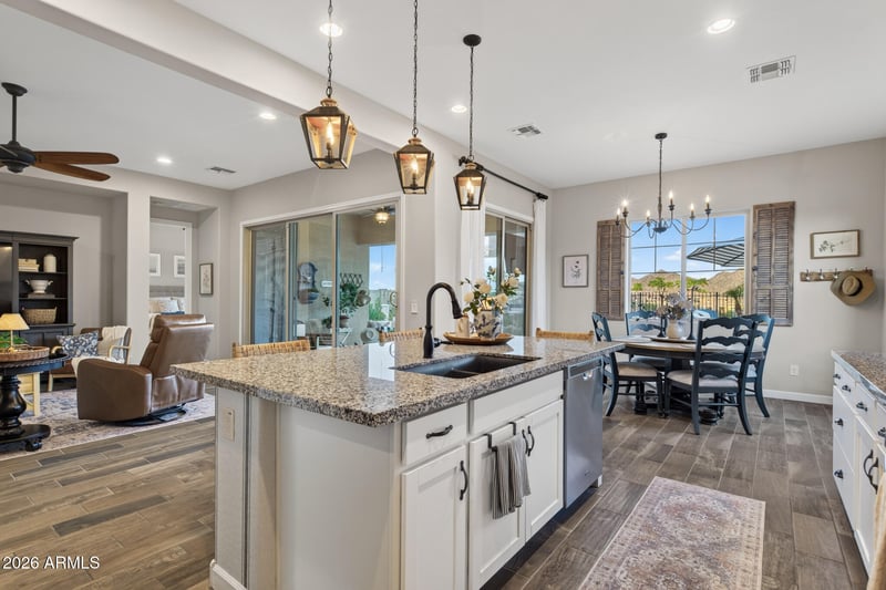 10563 S 182nd Dr, Goodyear, AZ 85338