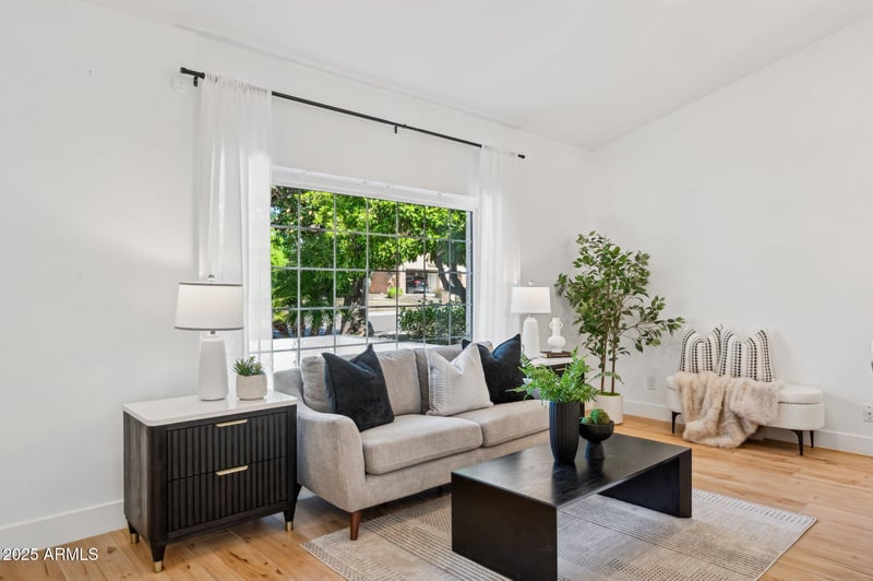 10567 Mission Ln, Scottsdale, AZ 85258