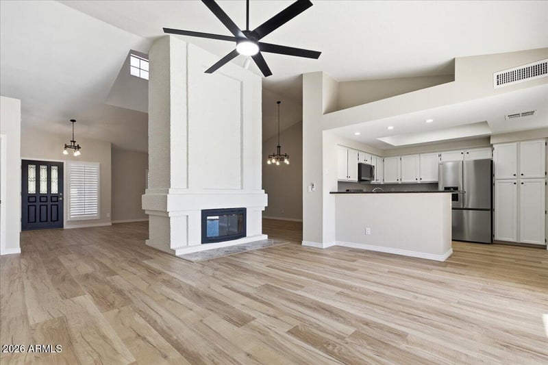 10571 E Mission Ln, Scottsdale, AZ 85258