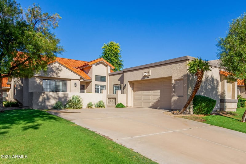 10586 E Cinnabar Ave, Scottsdale, AZ 85258