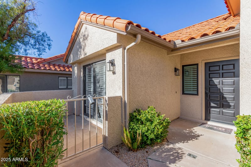 10586 E Cinnabar Ave, Scottsdale, AZ 85258