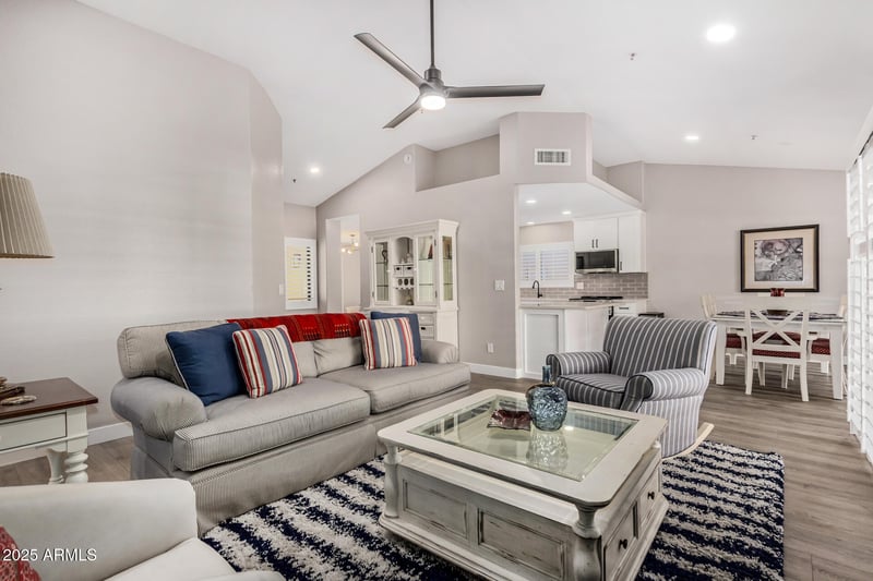 10586 E Cinnabar Ave, Scottsdale, AZ 85258