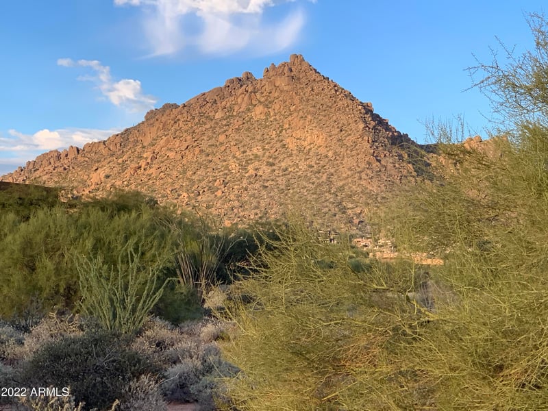 10590 Pinnacle Peak Rd #5, Scottsdale, AZ 85255