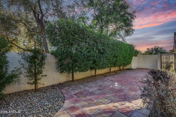 10593 Fanfol Ln, Scottsdale, AZ 85258
