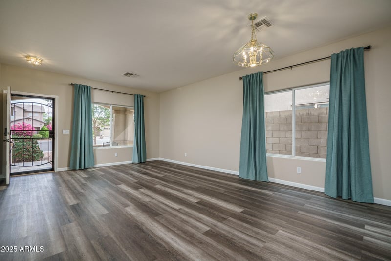 106 118th Dr, Avondale, AZ 85323