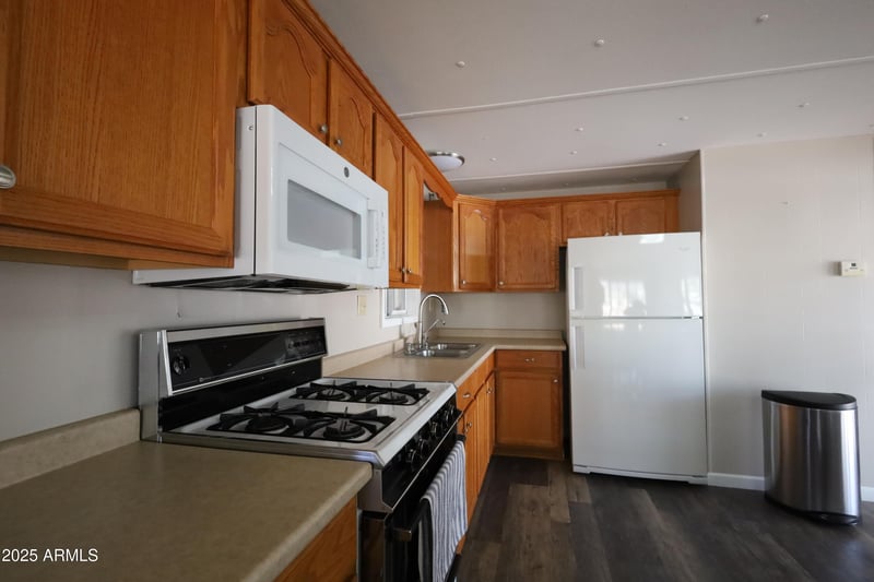 106 72nd Pl, Mesa, AZ 85208