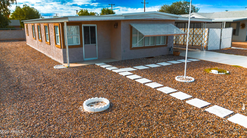 106 72nd Pl, Mesa, AZ 85208