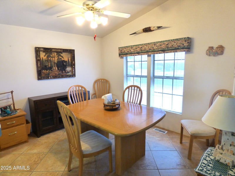 106 72nd Way, Mesa, AZ 85208