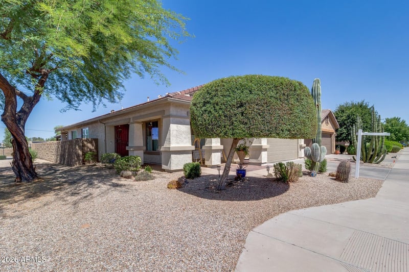 106 Sundance Ct, San Tan Valley, AZ 85143