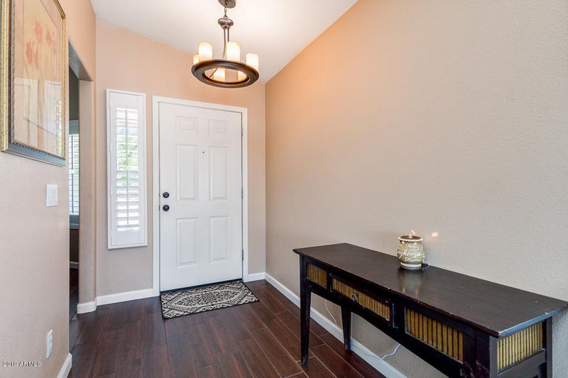 1060 E Jupiter Pl, Chandler, AZ 85225
