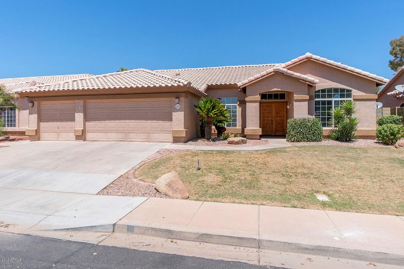 1060 E Oakland St, Chandler, AZ 85225