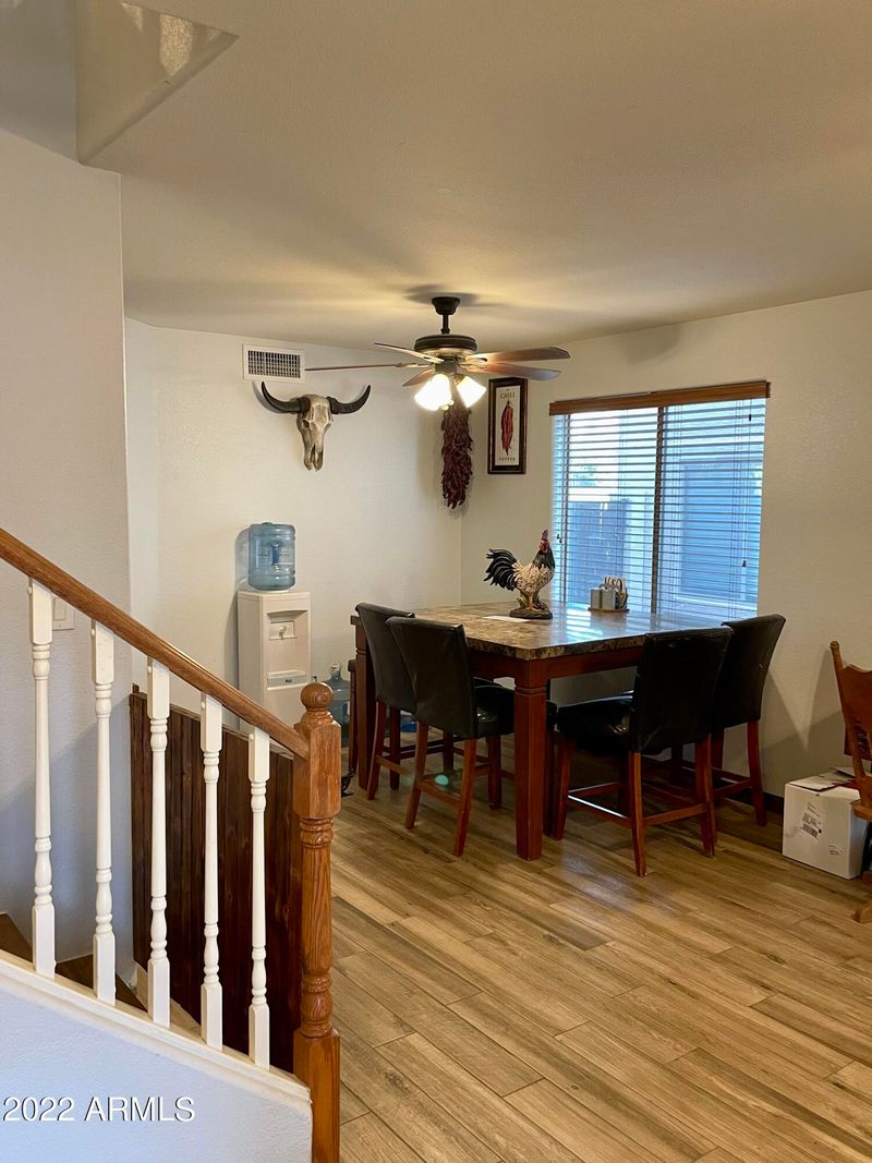 1060 E Palomino Way, San Tan Valley, AZ 85143