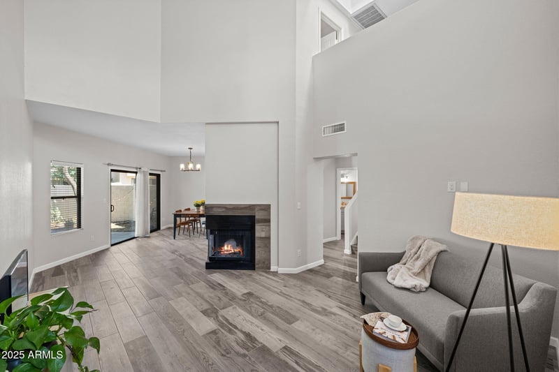 1060 Louis Way, Tempe, AZ 85284